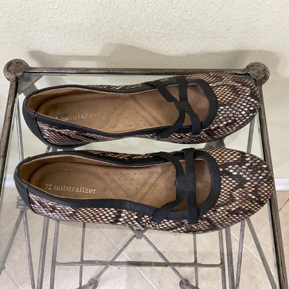 Naturalizer Gabby shoes women's 9.5 Reptile print ballet flats brown slip ons - Picture 2 of 9